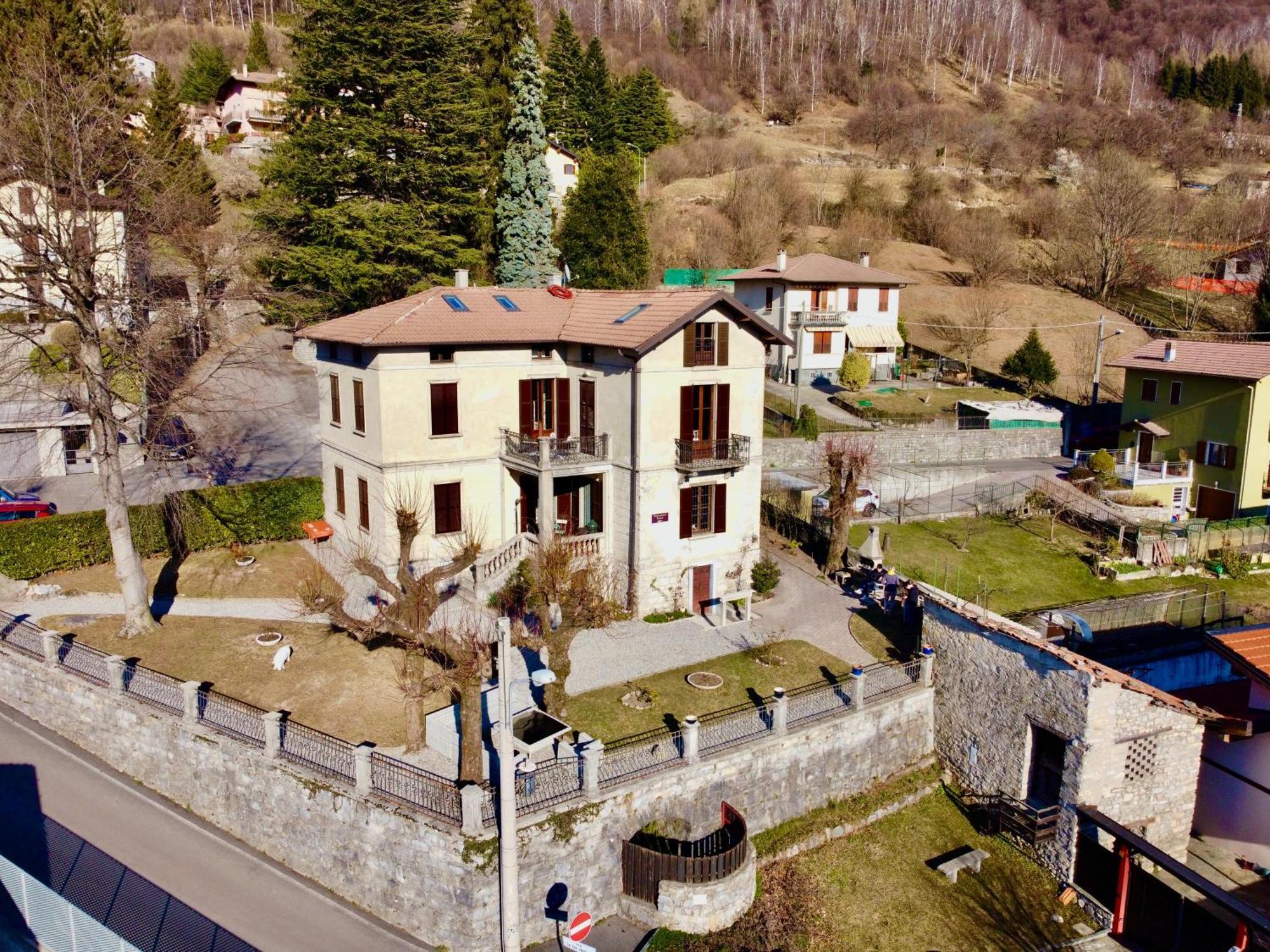 Villa Il Maiale Bianco Bed & Breakfast San Fedele Intelvi Eksteriør bilde