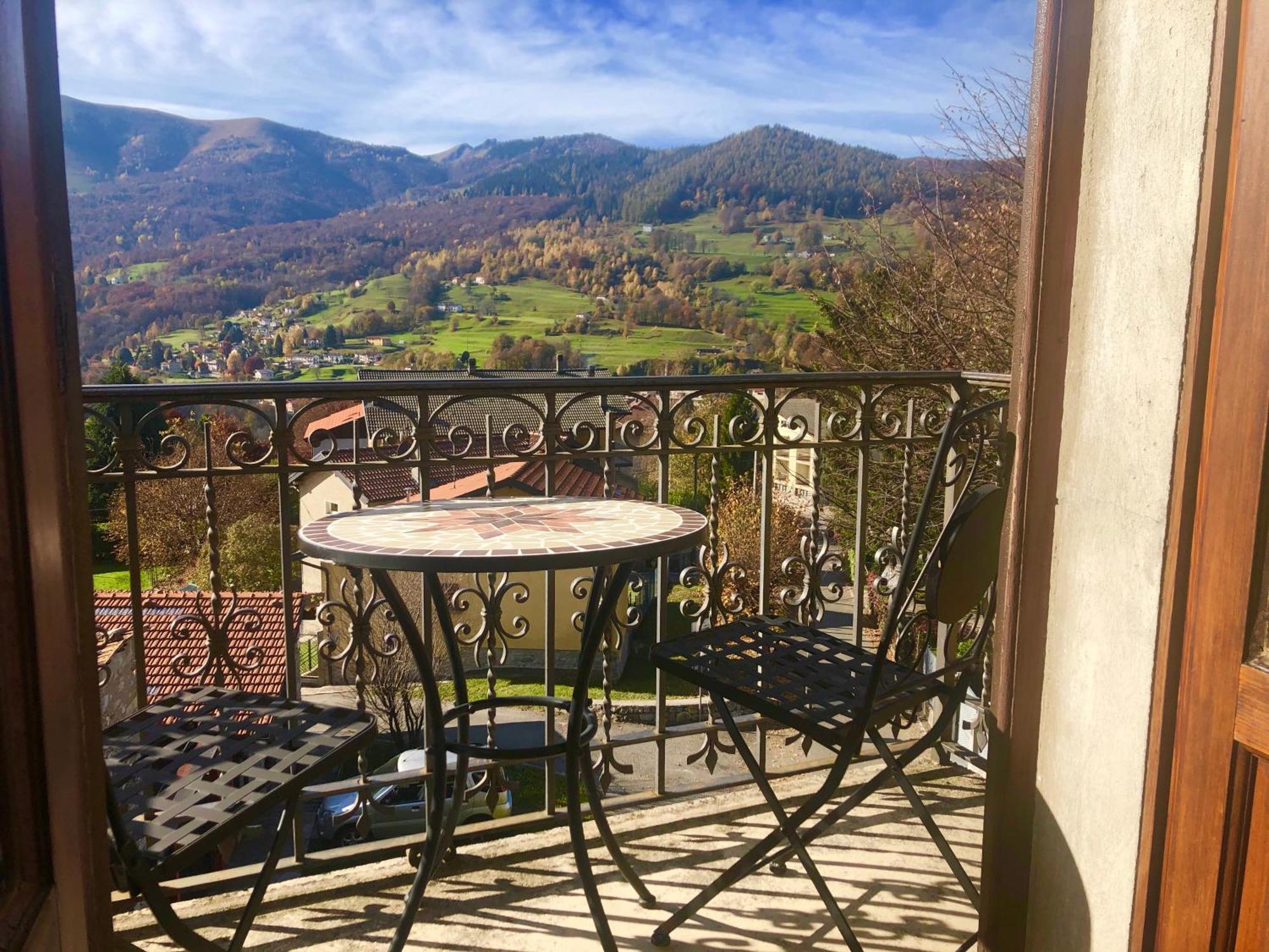 Villa Il Maiale Bianco Bed & Breakfast San Fedele Intelvi Eksteriør bilde